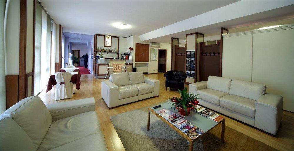 Hotel Cristallo Brescia Esterno foto