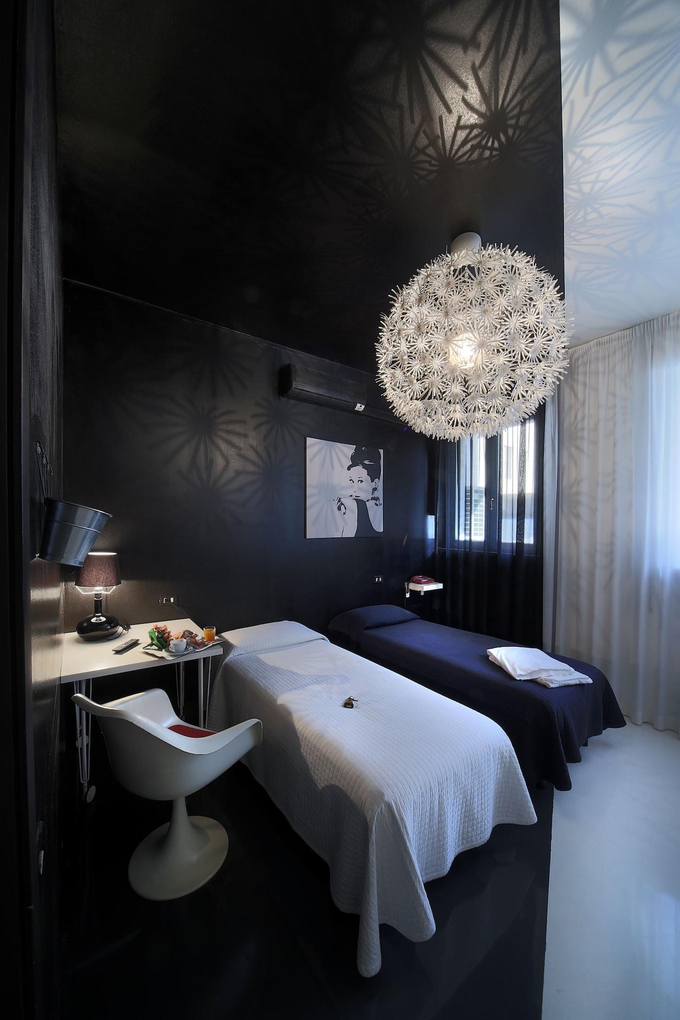 Hotel Cristallo Brescia Esterno foto