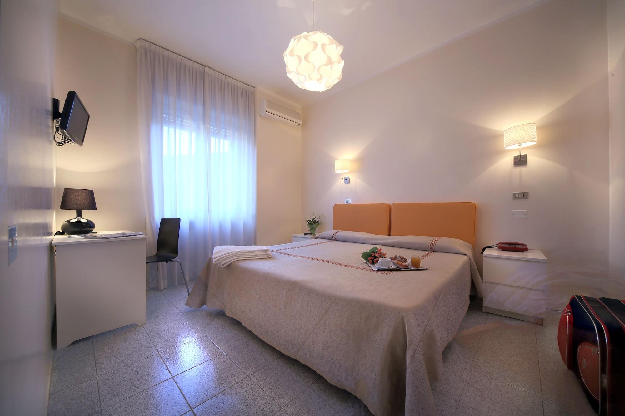 Hotel Cristallo Brescia Esterno foto