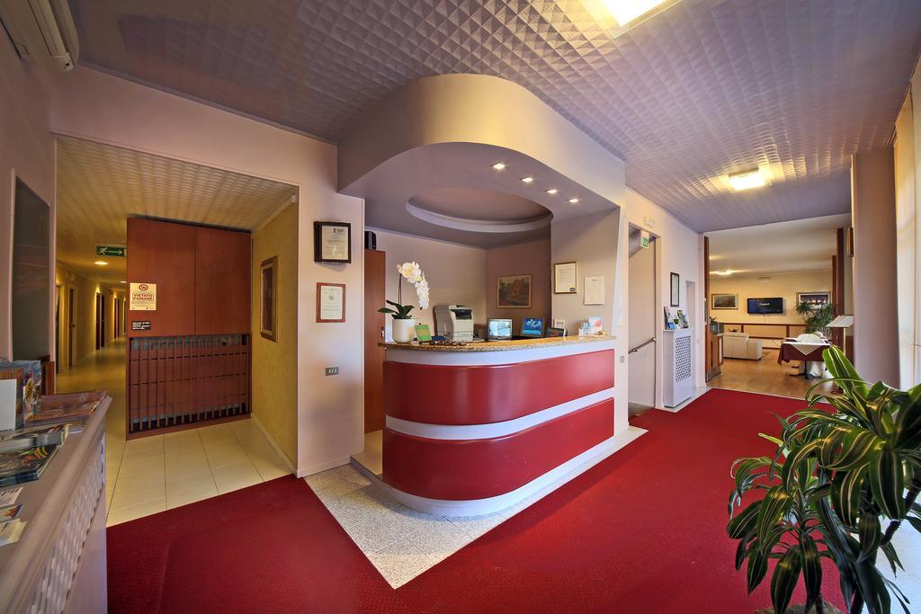 Hotel Cristallo Brescia Esterno foto